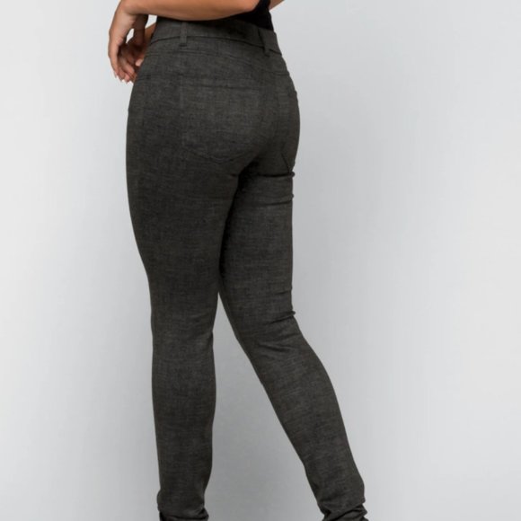 Liverpool Jeans Company Pants - Gray Skinny Ponte Pants- *NWT*